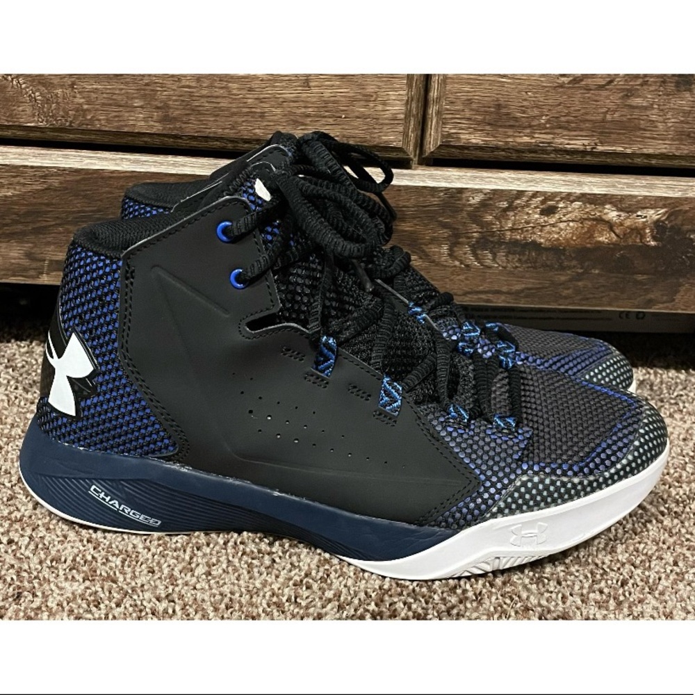 Under Armor Women’s Torch Fade Basketball Shoes